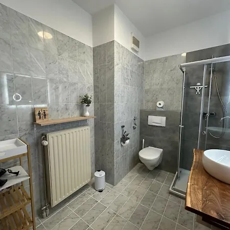Terrassenwohnung An Der Kleinen Weser Apartmán *