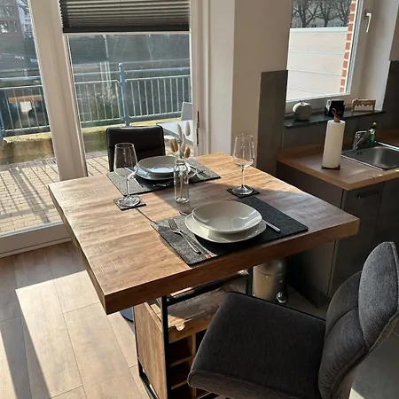 Terrassenwohnung An Der Kleinen Weser Lägenhet